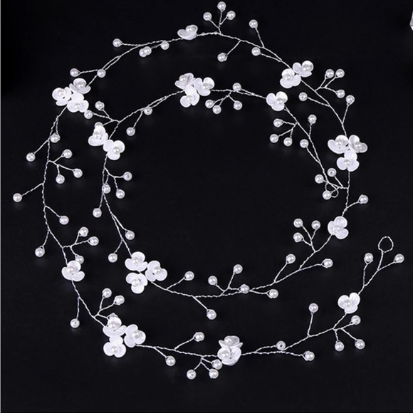 NWT Bridal crystal pearl and flowers beaded hair vine - Picture 2 of 4